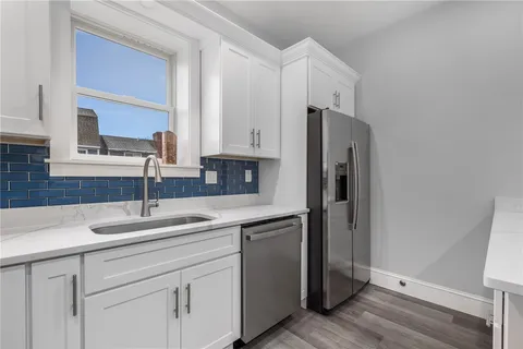 $3,500 | 10 Braman Street, Unit 1, Newport, RI 02840