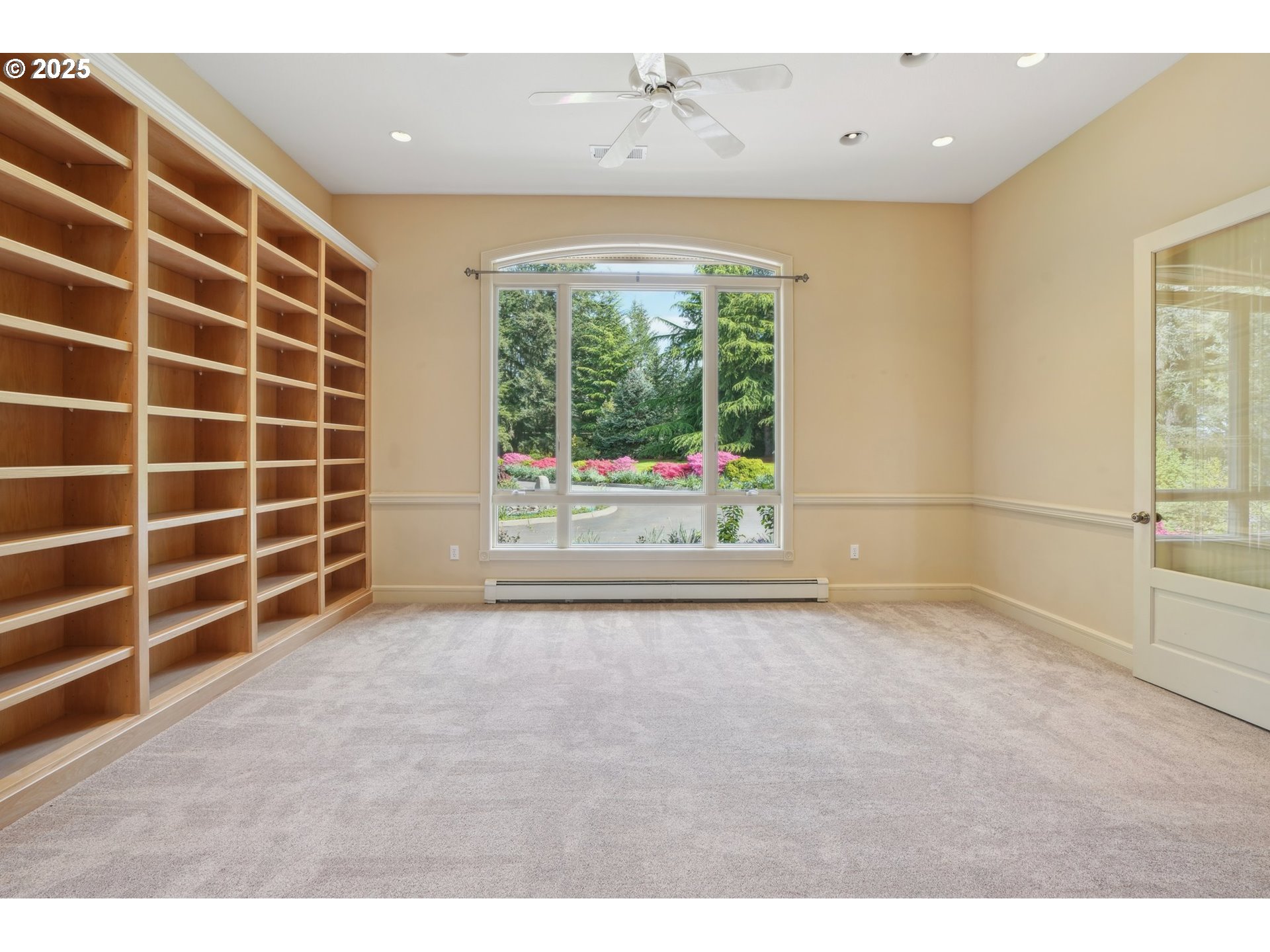 24925 Southwest Ladd Hill Road Sherwood, OR 97140 - Photo 13 of 48 Gallery Image 13