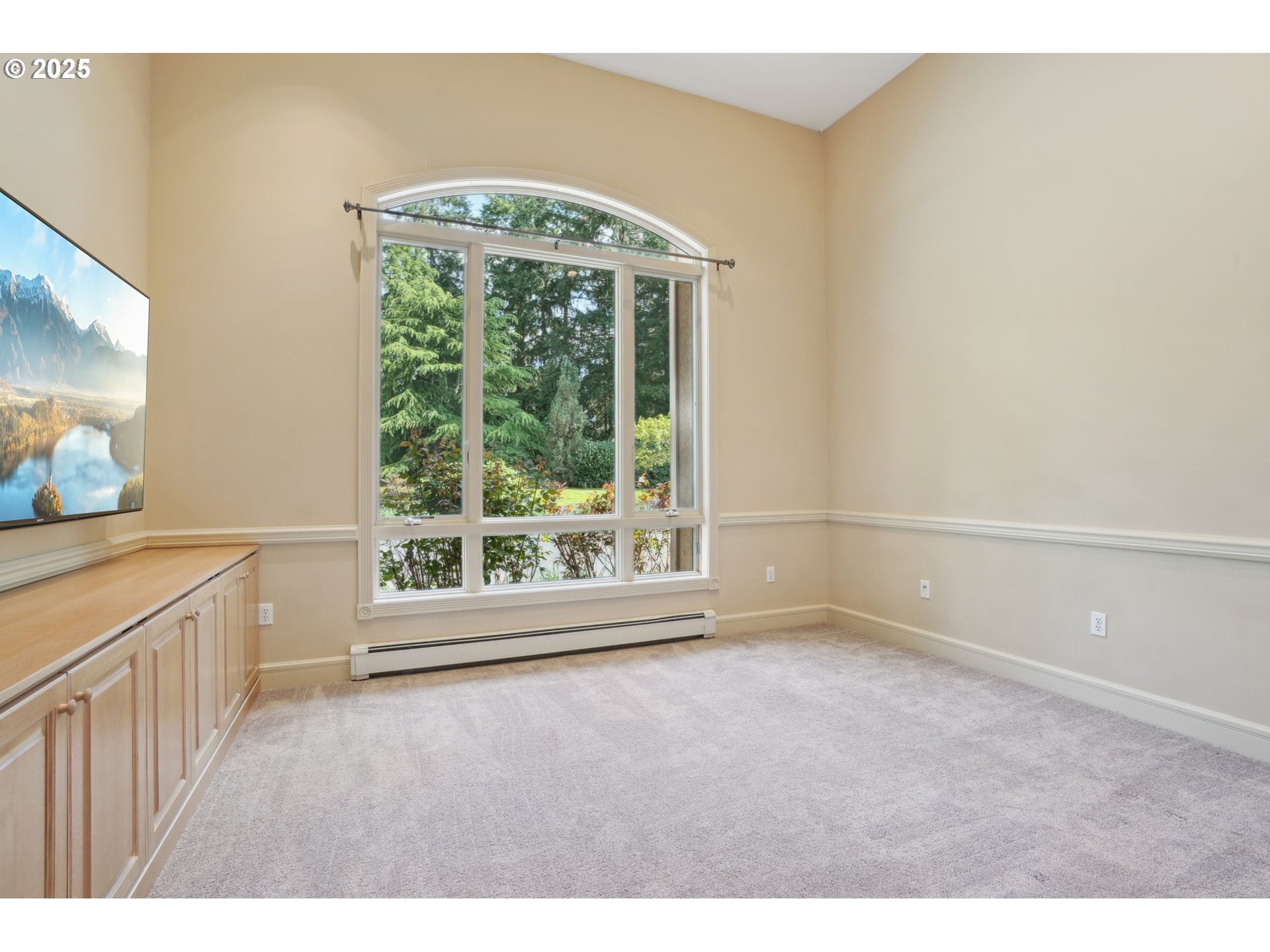 24925 Southwest Ladd Hill Road Sherwood, OR 97140 - Photo 17 of 48 Gallery Image 17