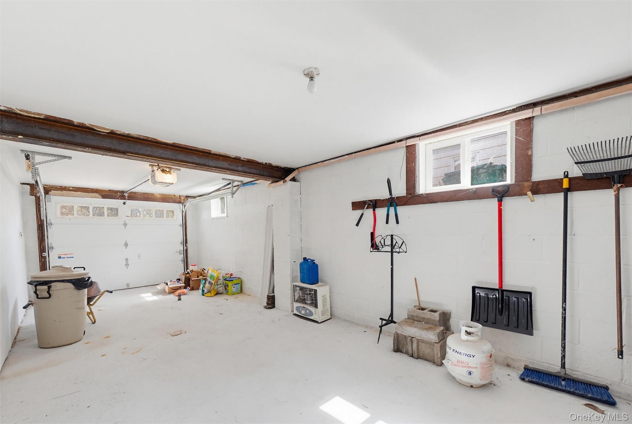 12 Reservoir Road Highland, NY 12528 - Photo 20 of 29 Garage