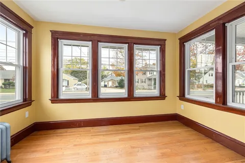 $369,000 | 845 Warwick Avenue, Warwick, RI 02888