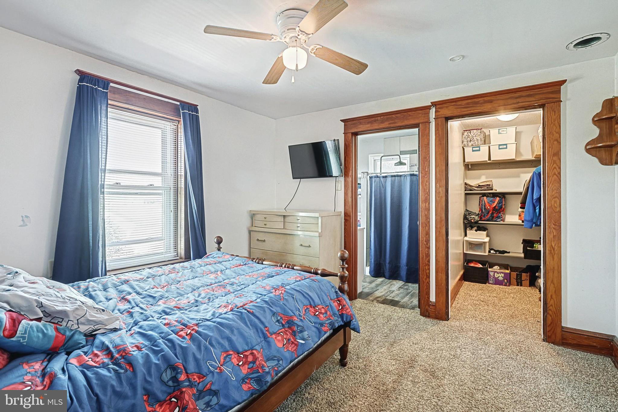 5757 Hanover Road Hanover, PA 17331 - Photo 14 of 31 Bedroom with walk-in closet, full bath