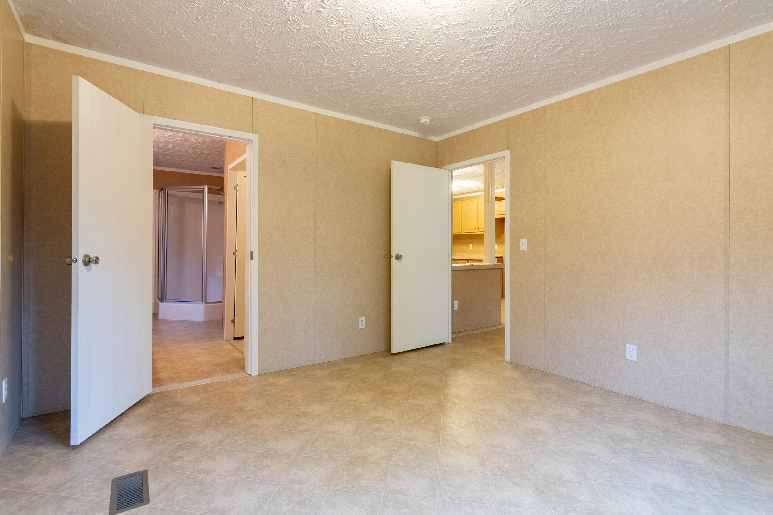 127 Millimeter Road Southwest Floyd, VA 24091 - Photo 21 of 31 an empty room with closet and a bathroom