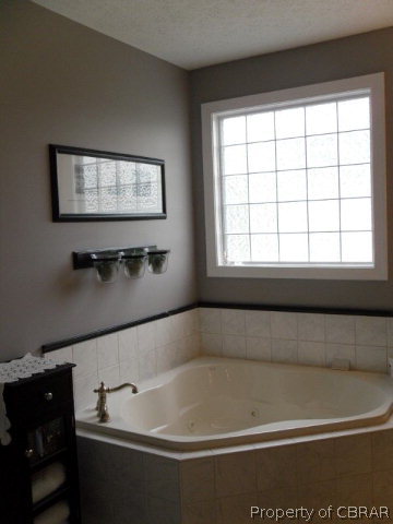 9323 Maryus Road Hayes, VA 23072 - Photo 8 of 15