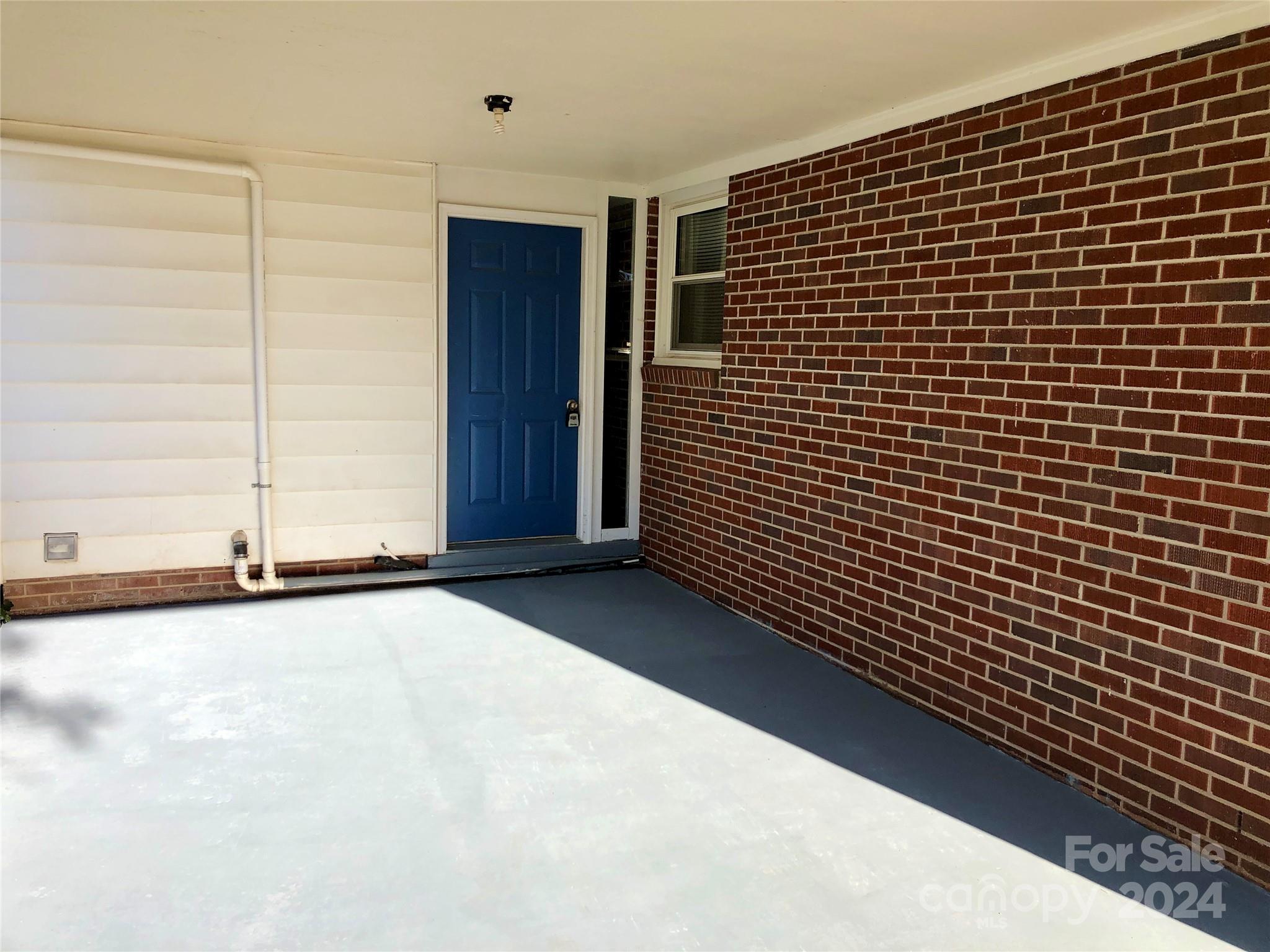 158 Crestview Street Rutherfordton, NC 28139 - Photo 24 of 34 a view of a building
