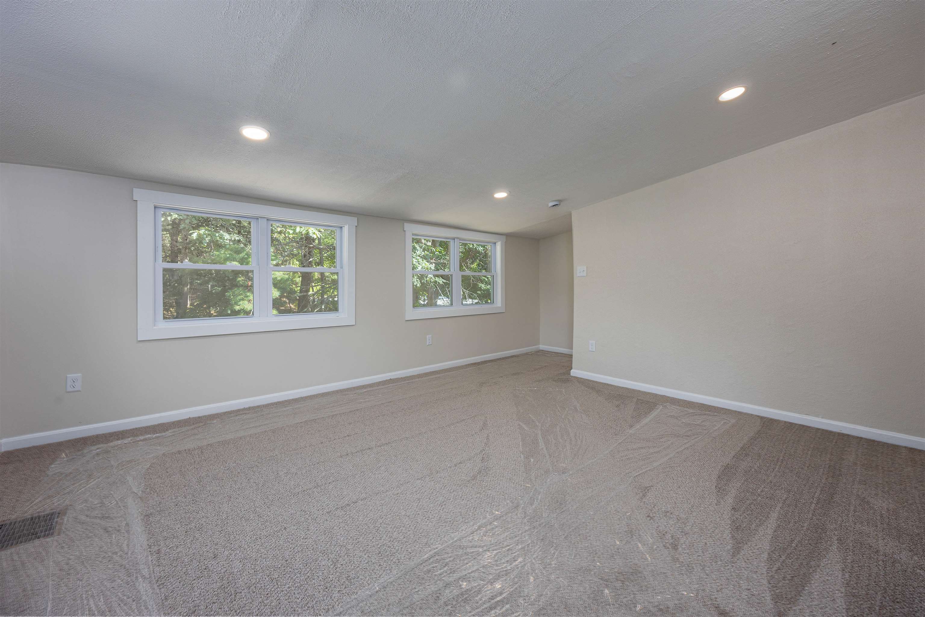 20 Crockett Road Laconia, NH 03246 - Photo 23 of 39