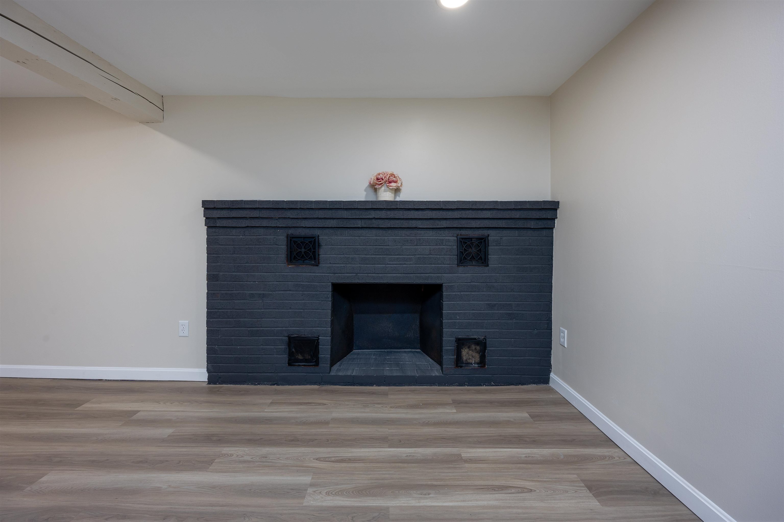 20 Crockett Road Laconia, NH 03246 - Photo 29 of 39