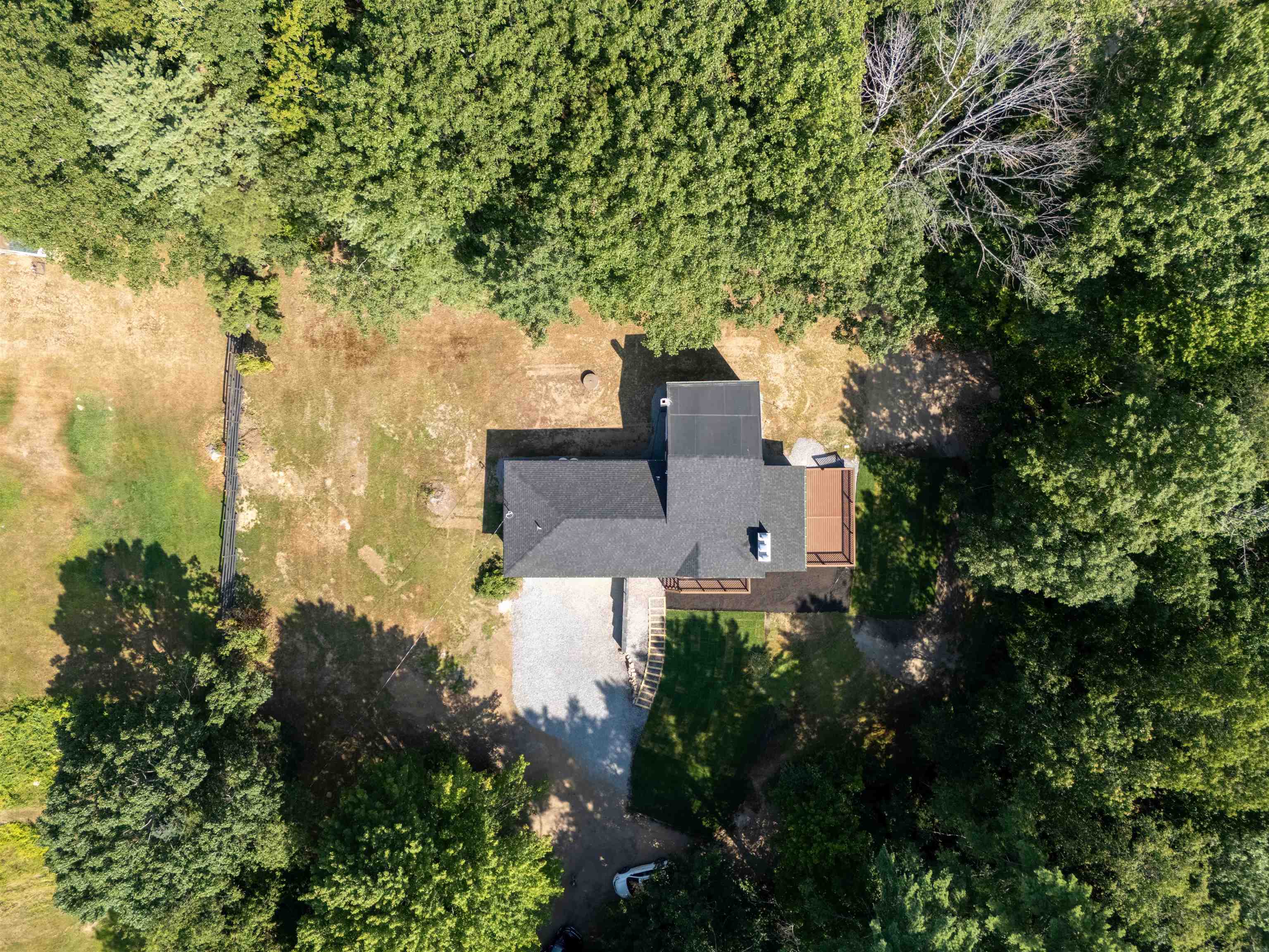 20 Crockett Road Laconia, NH 03246 - Photo 5 of 39