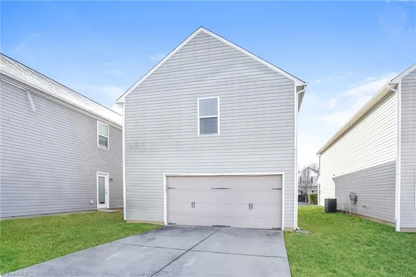 $295,900 | 1679 Parkside Meadow Drive, Winston-Salem, NC 27127