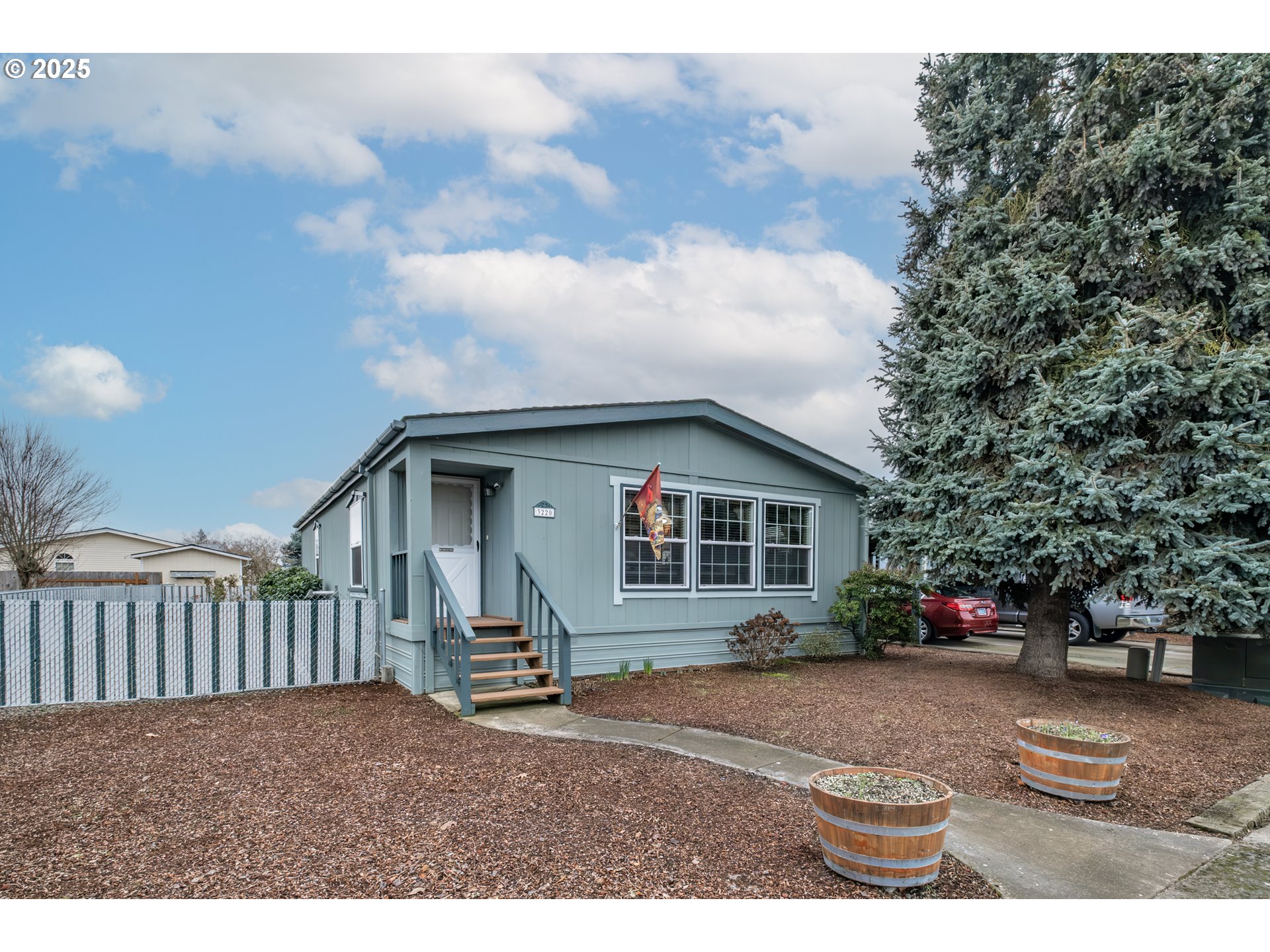 3220 Galena Loop Lebanon, OR 97355 - Photo 1 of 30 Gallery Image 1