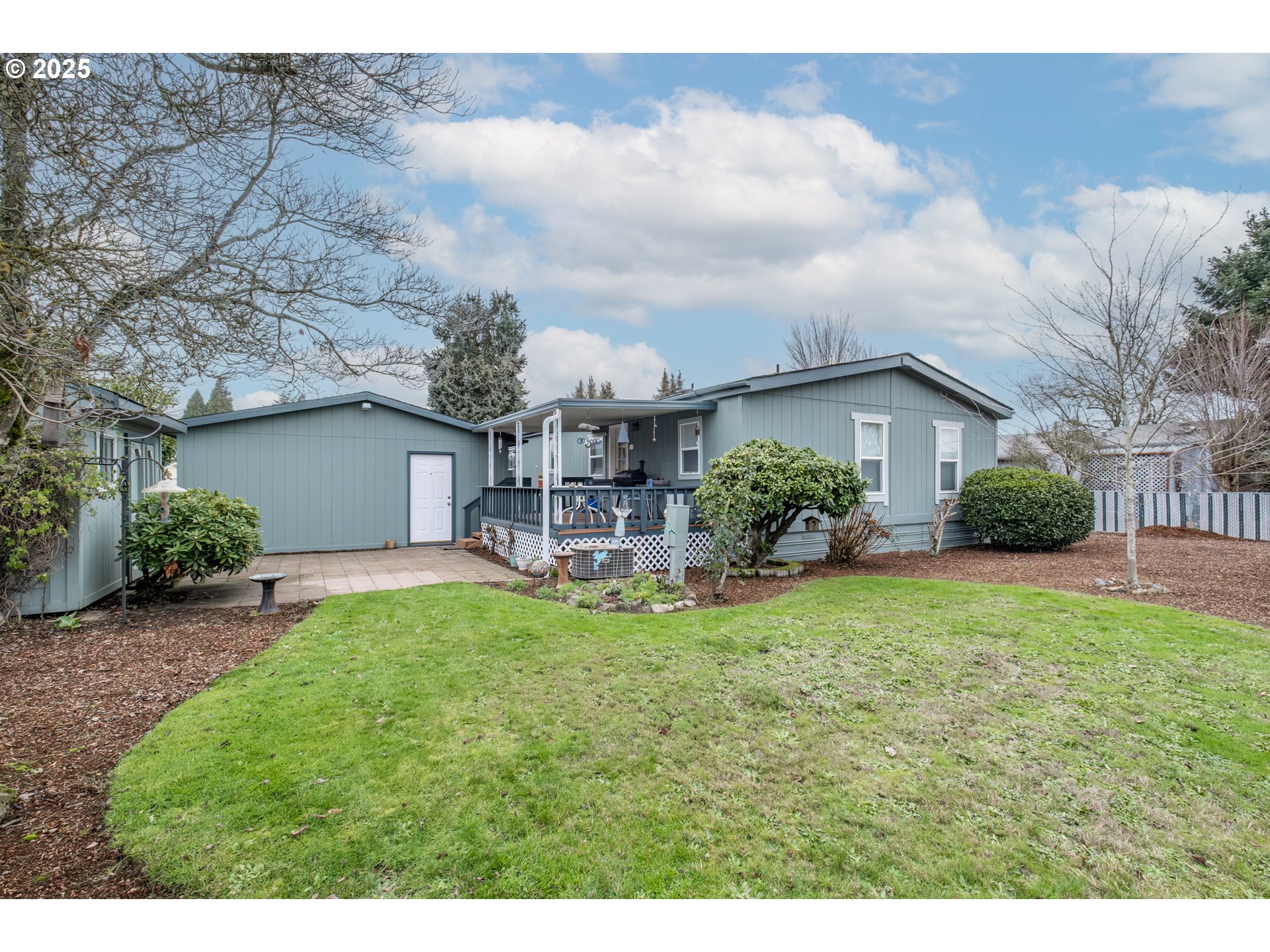 3220 Galena Loop Lebanon, OR 97355 - Photo 2 of 30 Gallery Image 2