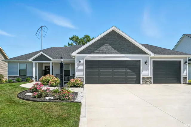 $359,900 | 3310 Brantley Drive, New Haven, IN 46774