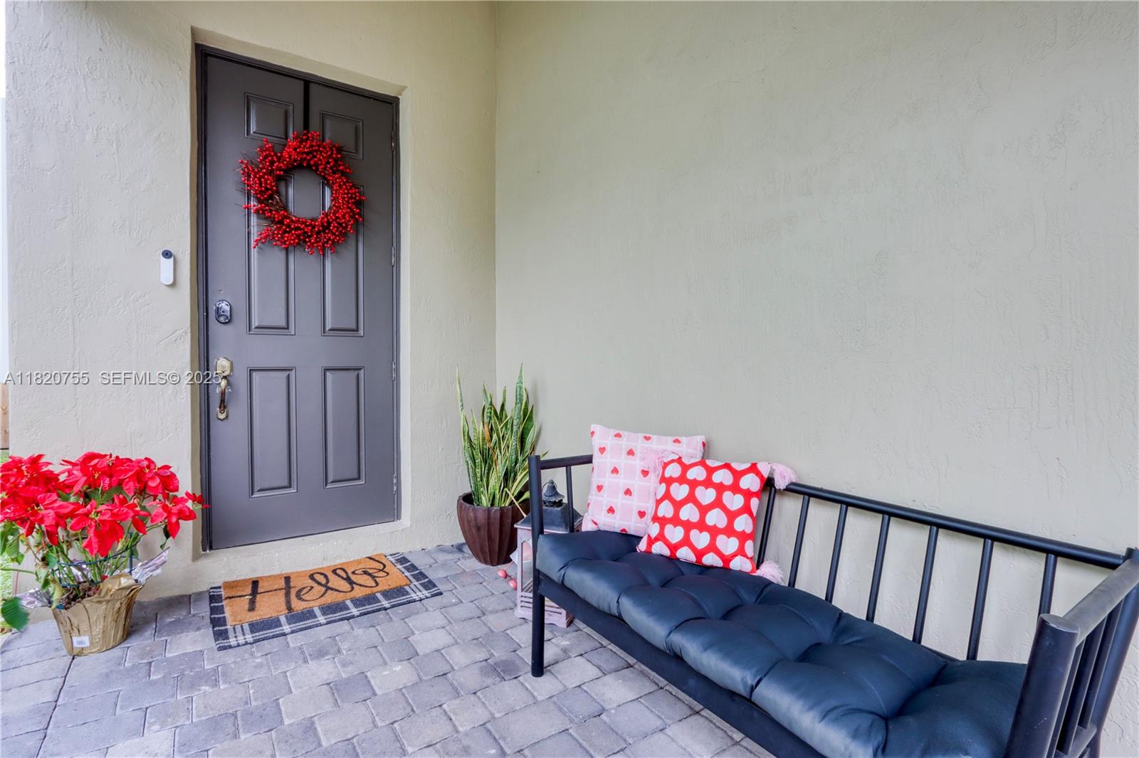 148 Northeast 36th Avenue Road Homestead, FL 33033 - Photo 6 of 53 a living room with furniture and flowers