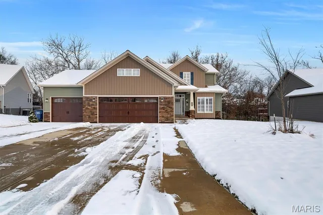 $449,900 | 408 Cass Drive, Troy, MO 63379