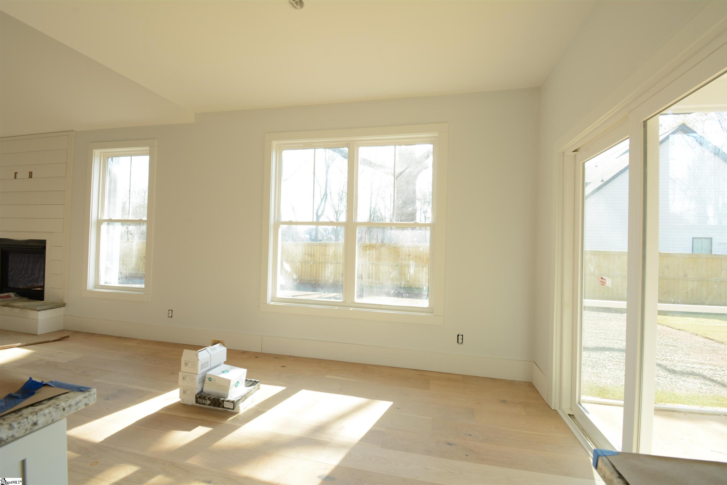 1247 Owens Road Greer, SC 29651 - Photo 12 of 27