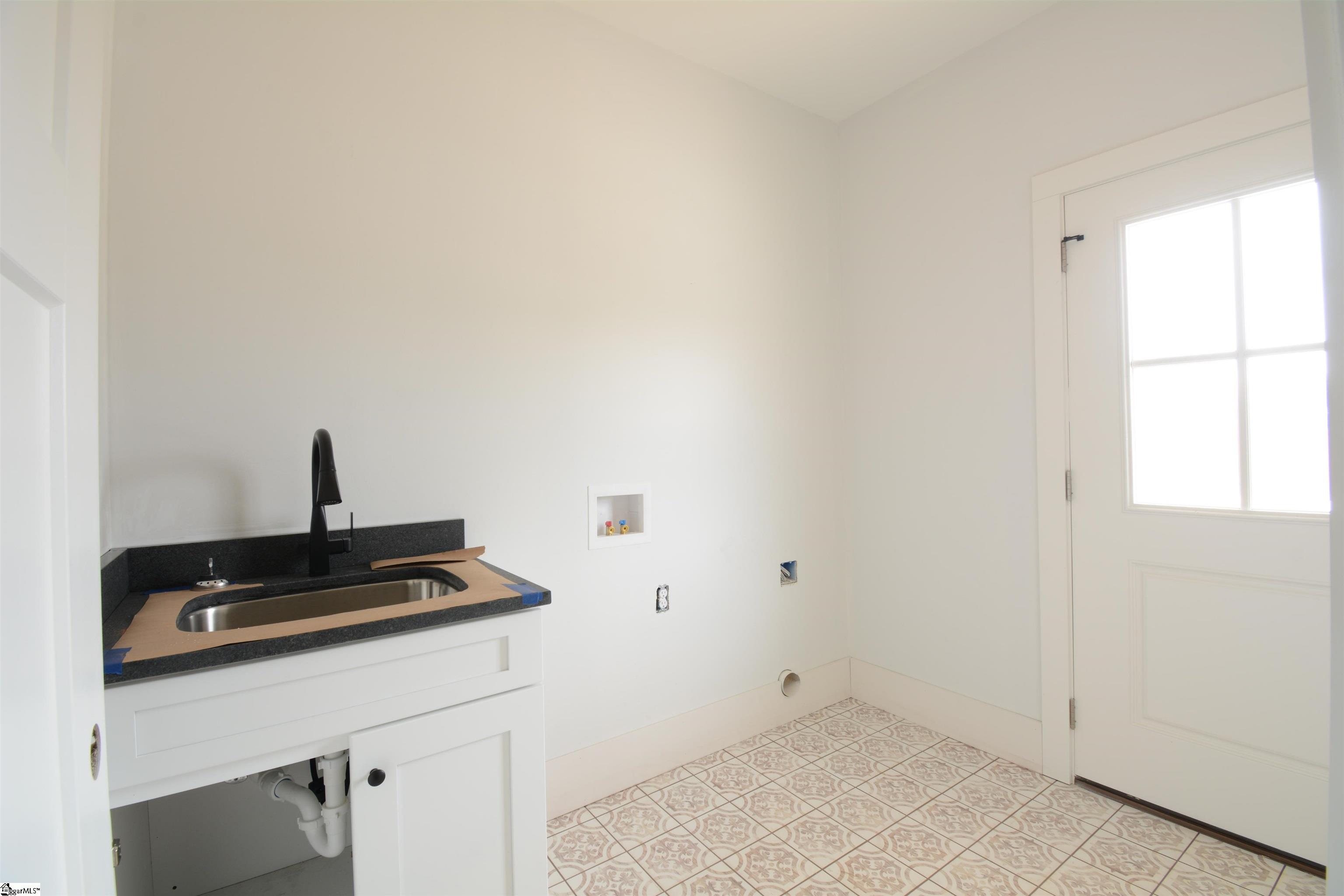 1247 Owens Road Greer, SC 29651 - Photo 15 of 27
