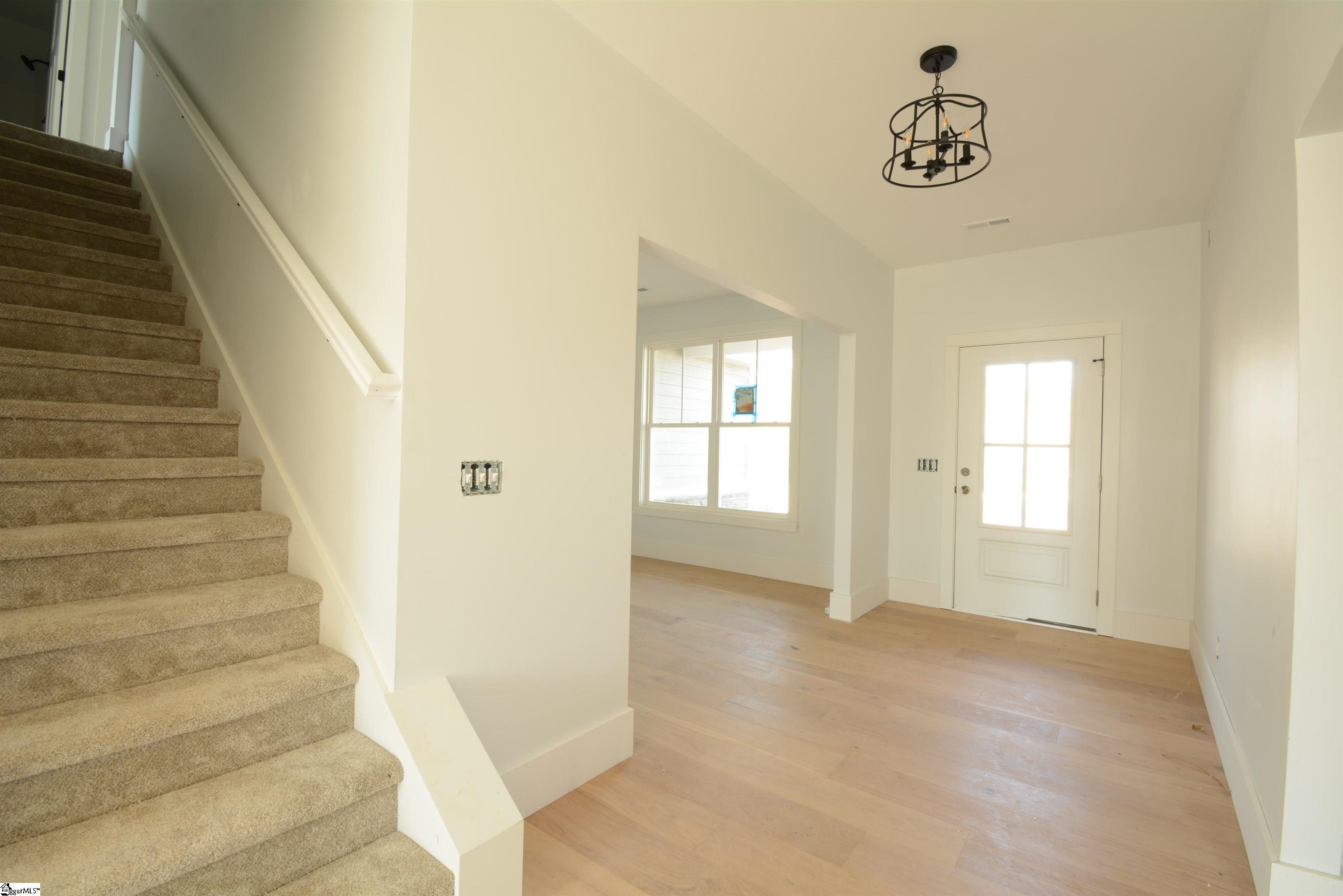 1247 Owens Road Greer, SC 29651 - Photo 5 of 27