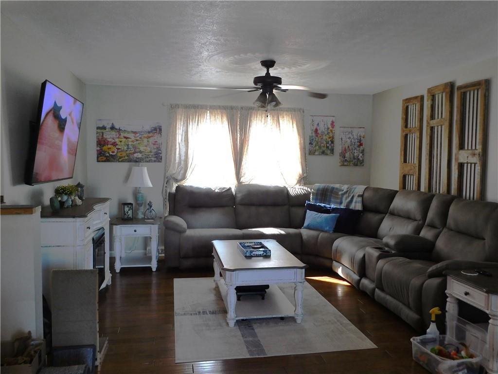 309 Shagbark Road Grindstone, PA 15442 - Photo 17 of 45 a living room with furniture and a window
