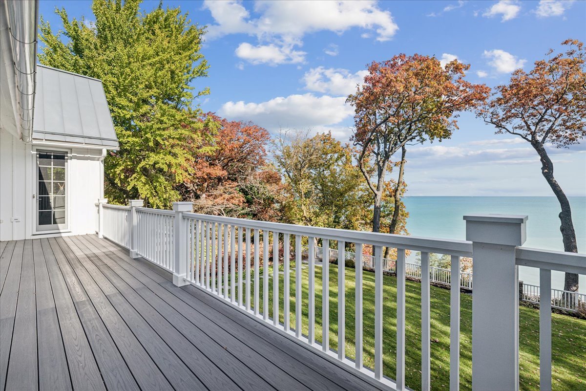 973 Sheridan Road Winnetka, IL 60093 - Photo 53 of 92 a view of balcony with wooden floor and fence