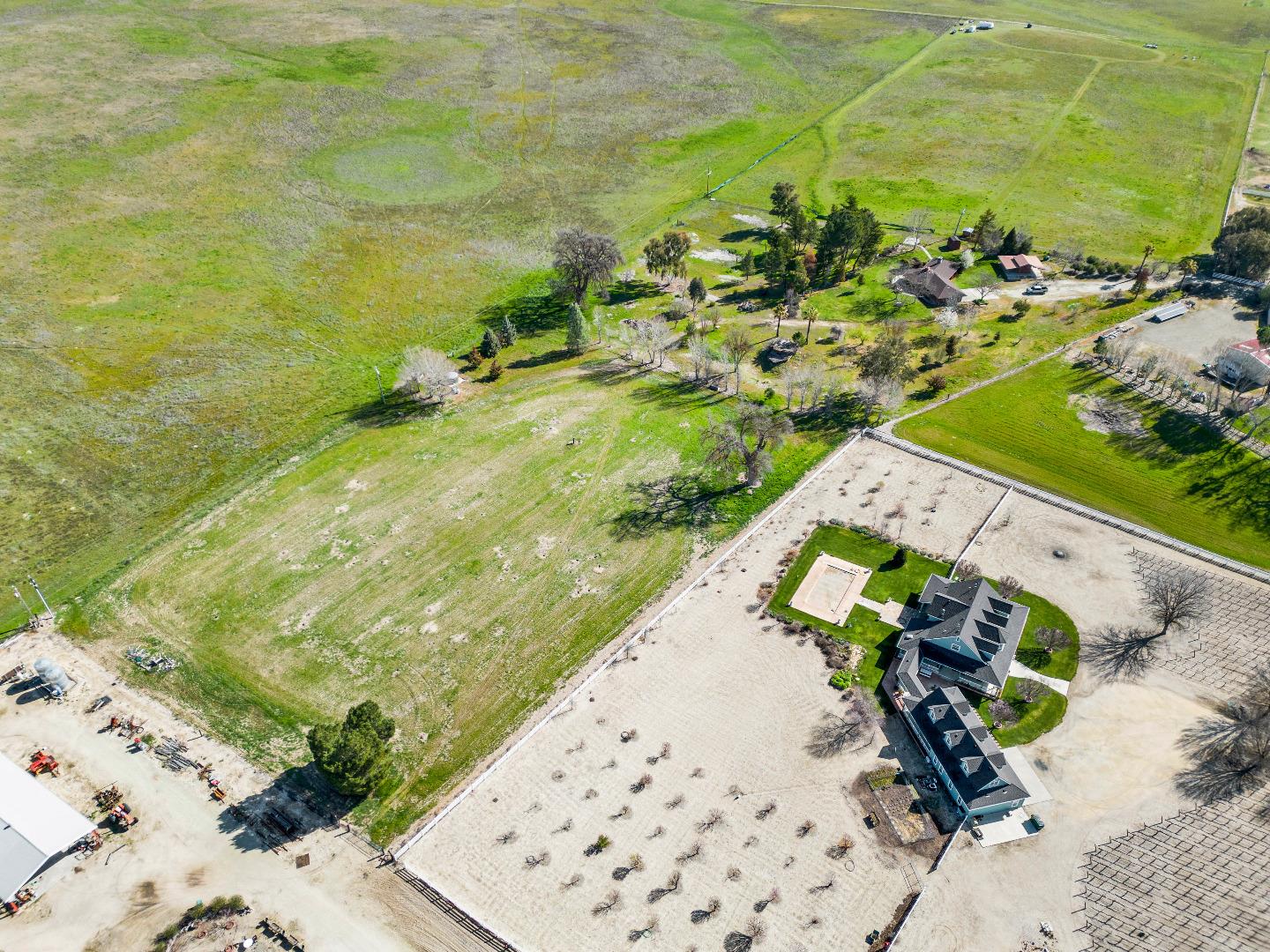 50145 Adobe Place Bradley, CA 93426 - Photo 37 of 39 a view of lake