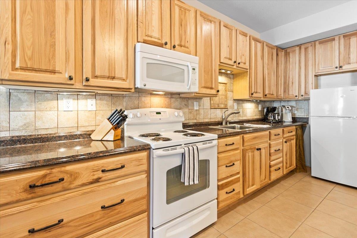 1300 Regency Way, Unit 92 Tahoe Vista, CA 96148 - Photo 5 of 23