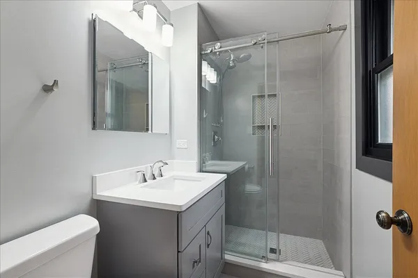 $3,300 | 7440 West Manitoba Drive, Palos Heights, IL 60463