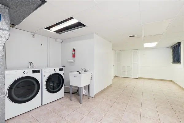 $3,300 | 7440 West Manitoba Drive, Palos Heights, IL 60463