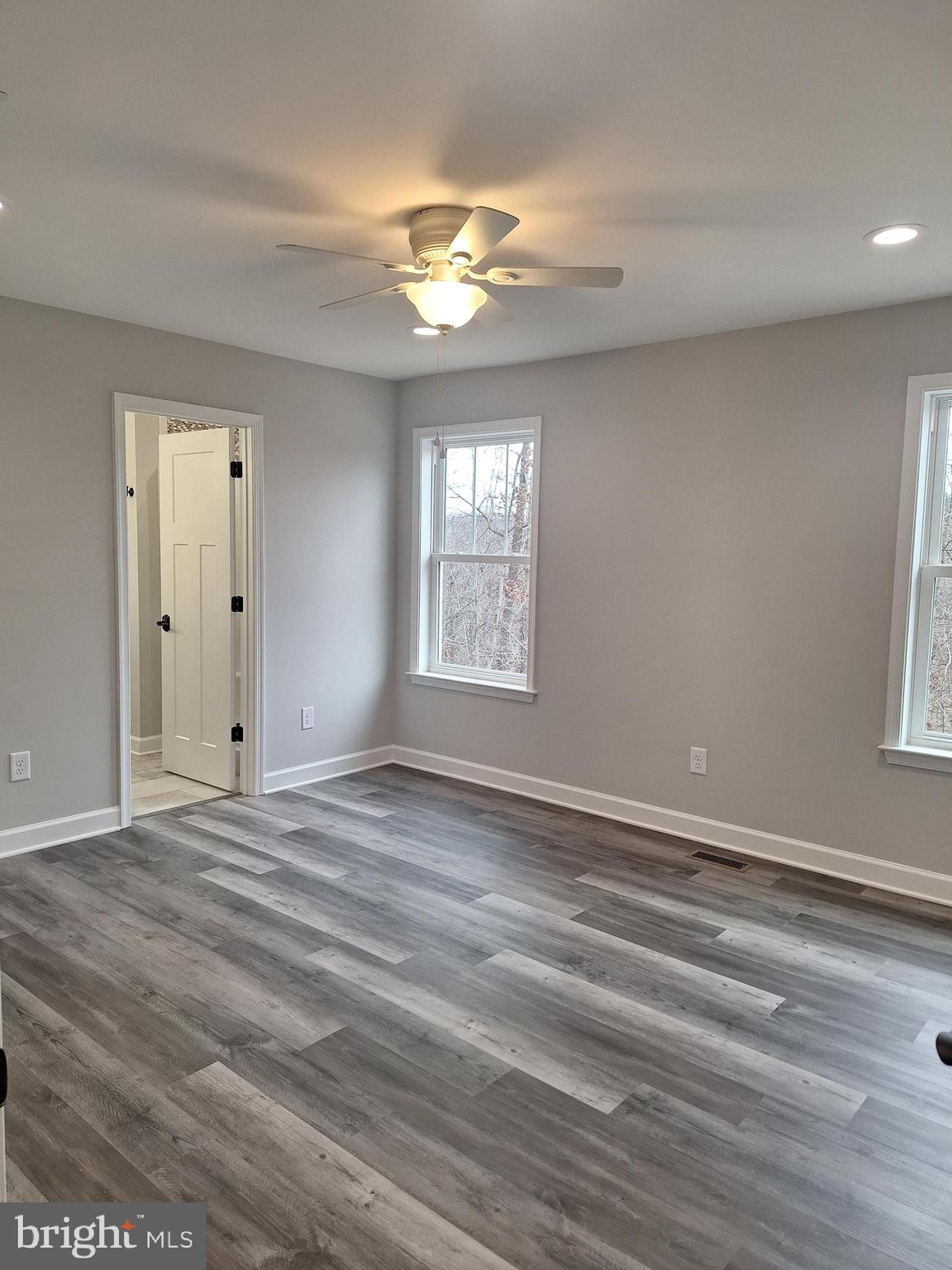524 Plum Tree Lane Berkeley Springs, WV 25411 - Photo 14 of 38