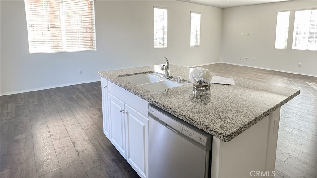 42688 Azure Street Temecula, CA 92592 - Photo 15 of 46