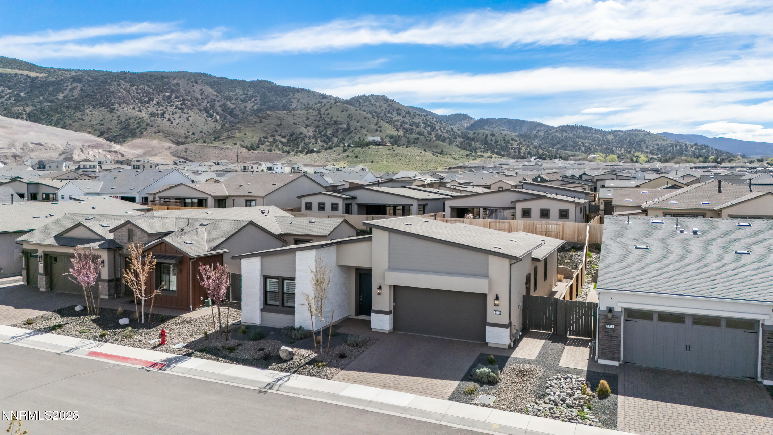 2316 Hammer Falls Drive Reno, NV 89521 - Photo 4 of 63 H-1005