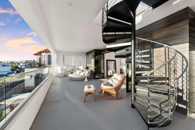 $5,695,000 | 5663 Abalone Place, La Jolla, CA 92037