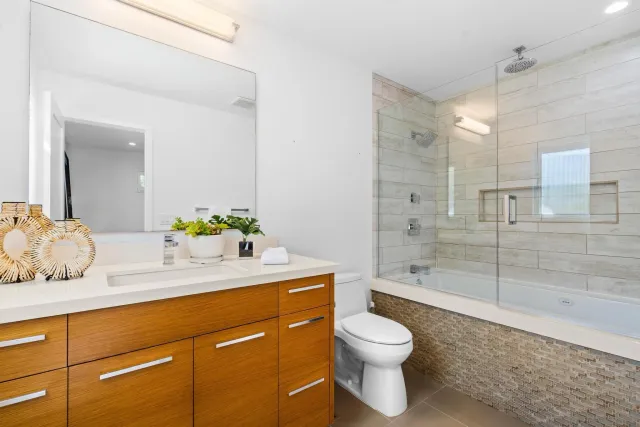 $5,695,000 | 5663 Abalone Place, La Jolla, CA 92037