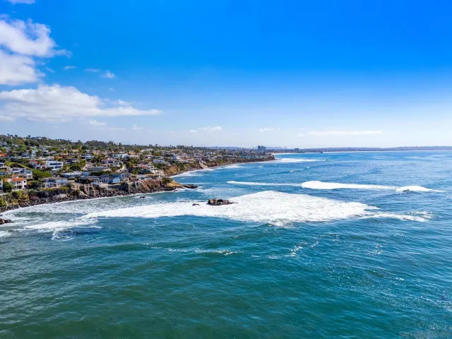 $5,695,000 | 5663 Abalone Place, La Jolla, CA 92037
