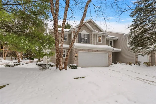 $375,000 | 661 Abbey Mill Drive Southeast, Unit 41, Ada, MI 49301