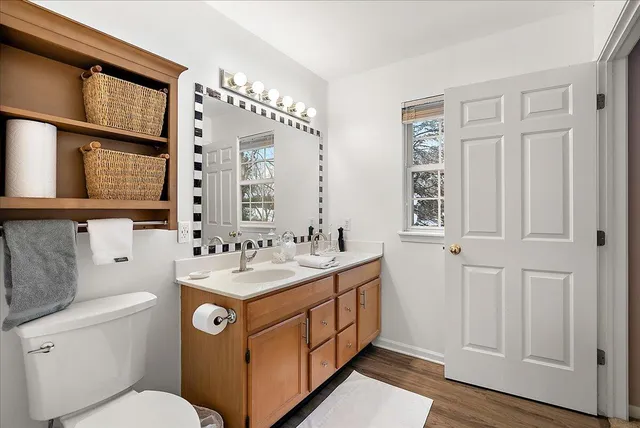 $375,000 | 661 Abbey Mill Drive Southeast, Unit 41, Ada, MI 49301