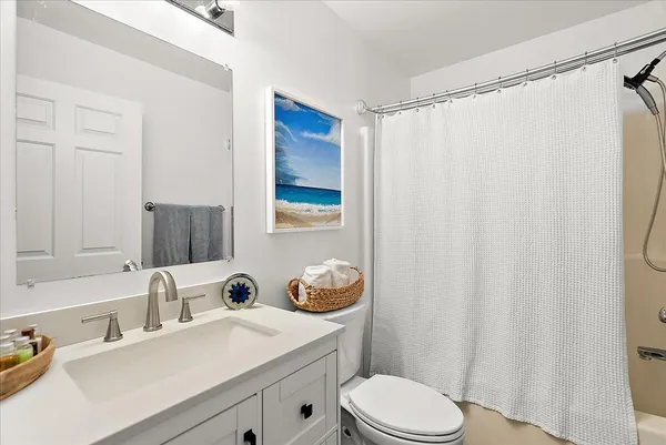 $375,000 | 661 Abbey Mill Drive Southeast, Unit 41, Ada, MI 49301