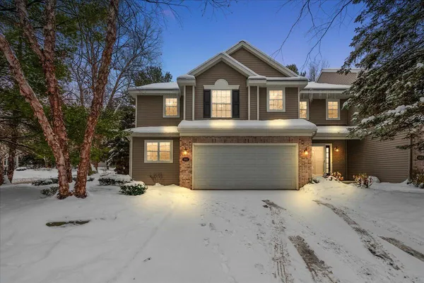 $375,000 | 661 Abbey Mill Drive Southeast, Unit 41, Ada, MI 49301