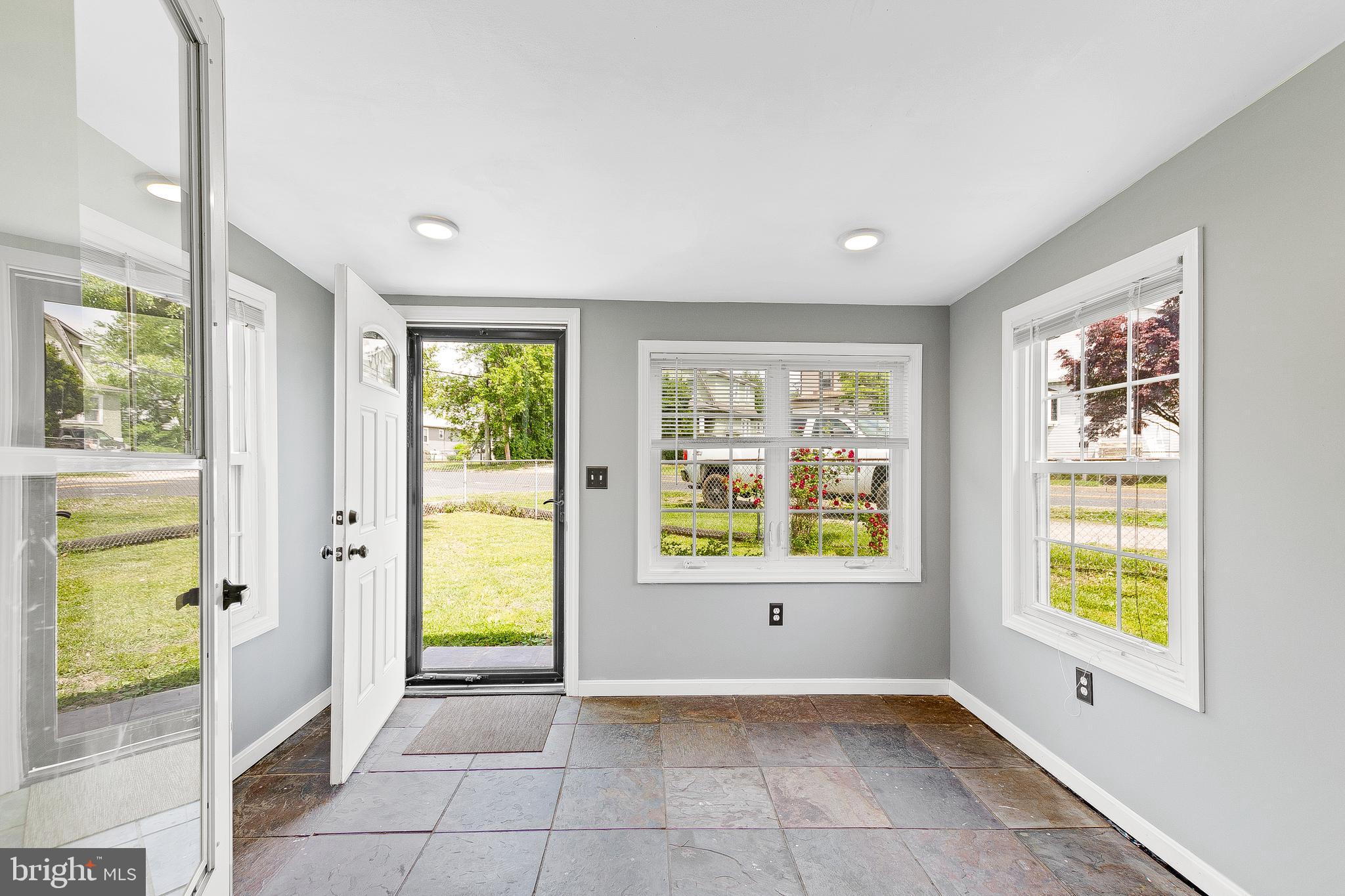 1801 Willow Spring Road Baltimore, MD 21222 - Photo 15 of 40