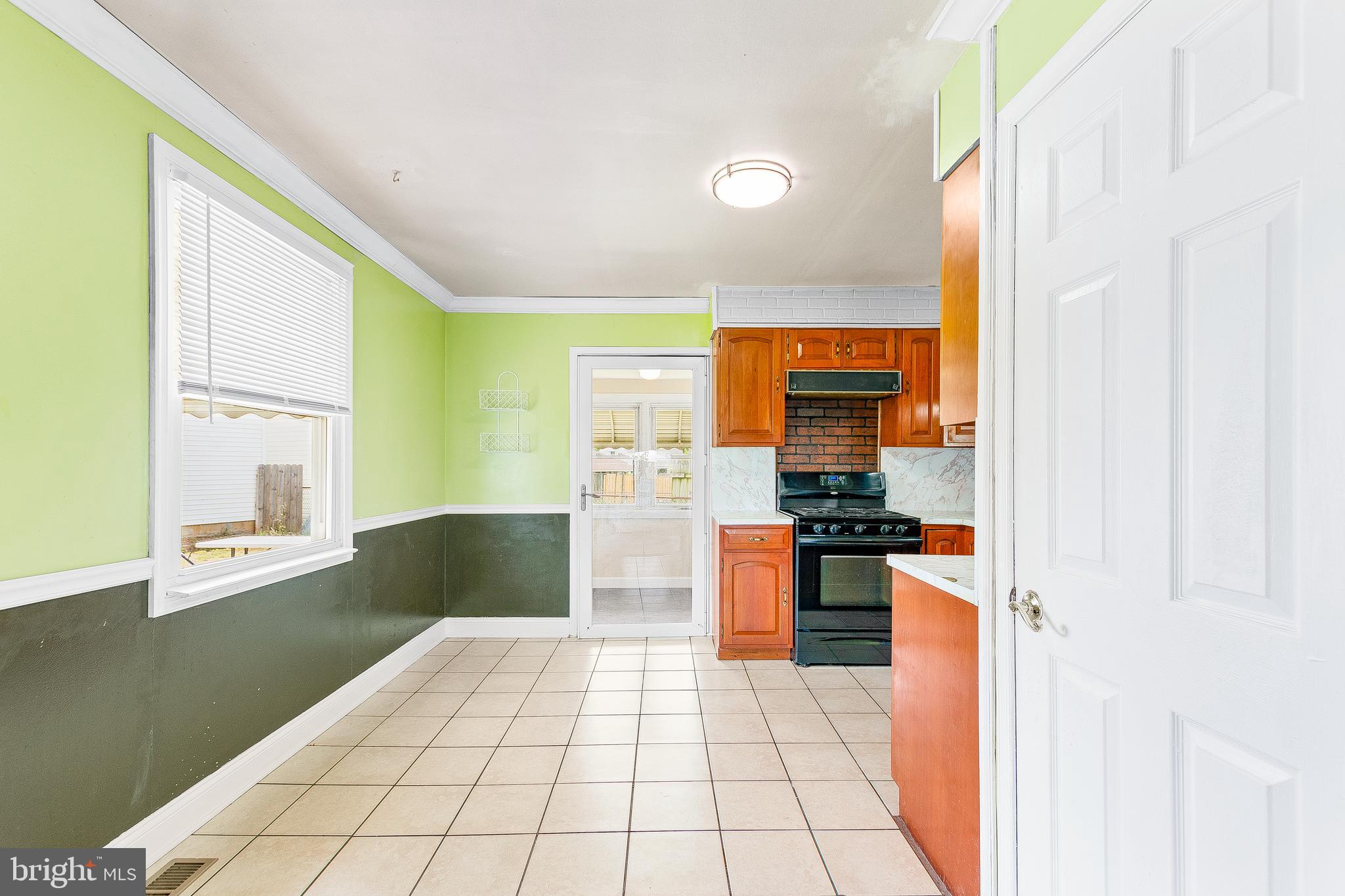 1801 Willow Spring Road Baltimore, MD 21222 - Photo 20 of 40