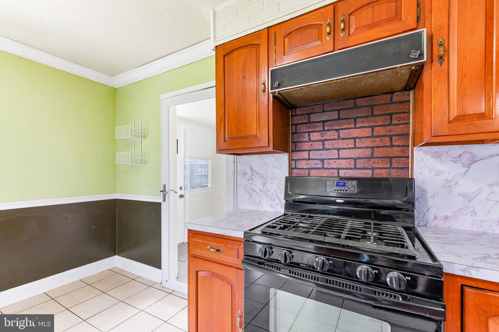 1801 Willow Spring Road Baltimore, MD 21222 - Photo 24 of 40