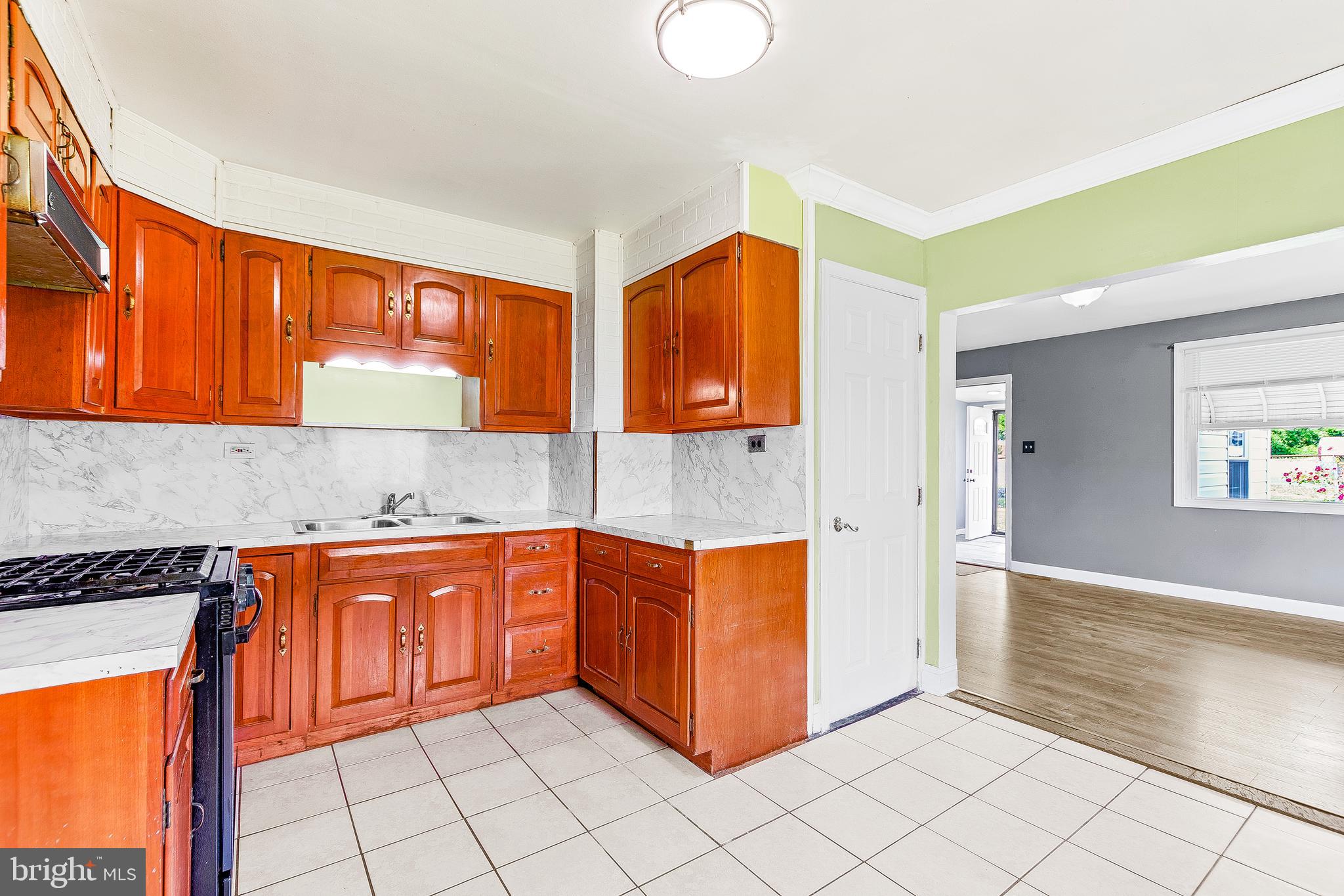 1801 Willow Spring Road Baltimore, MD 21222 - Photo 26 of 40