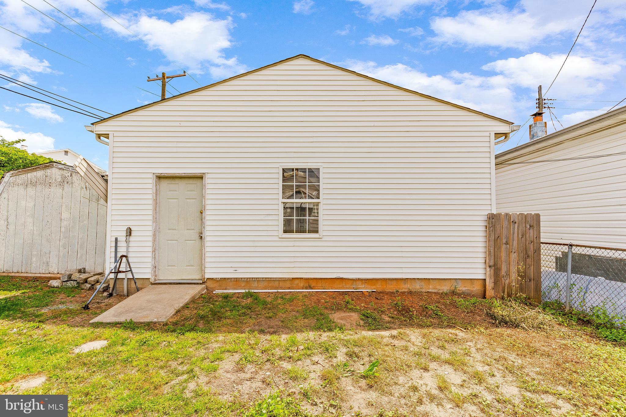 1801 Willow Spring Road Baltimore, MD 21222 - Photo 10 of 40