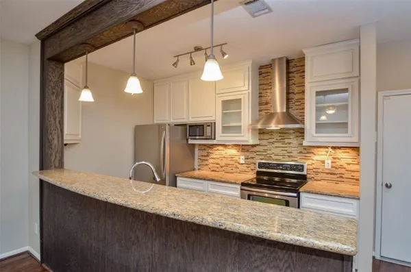 $1,850 | 8075 El Mundo Street, Unit 8075, Houston, TX 77054