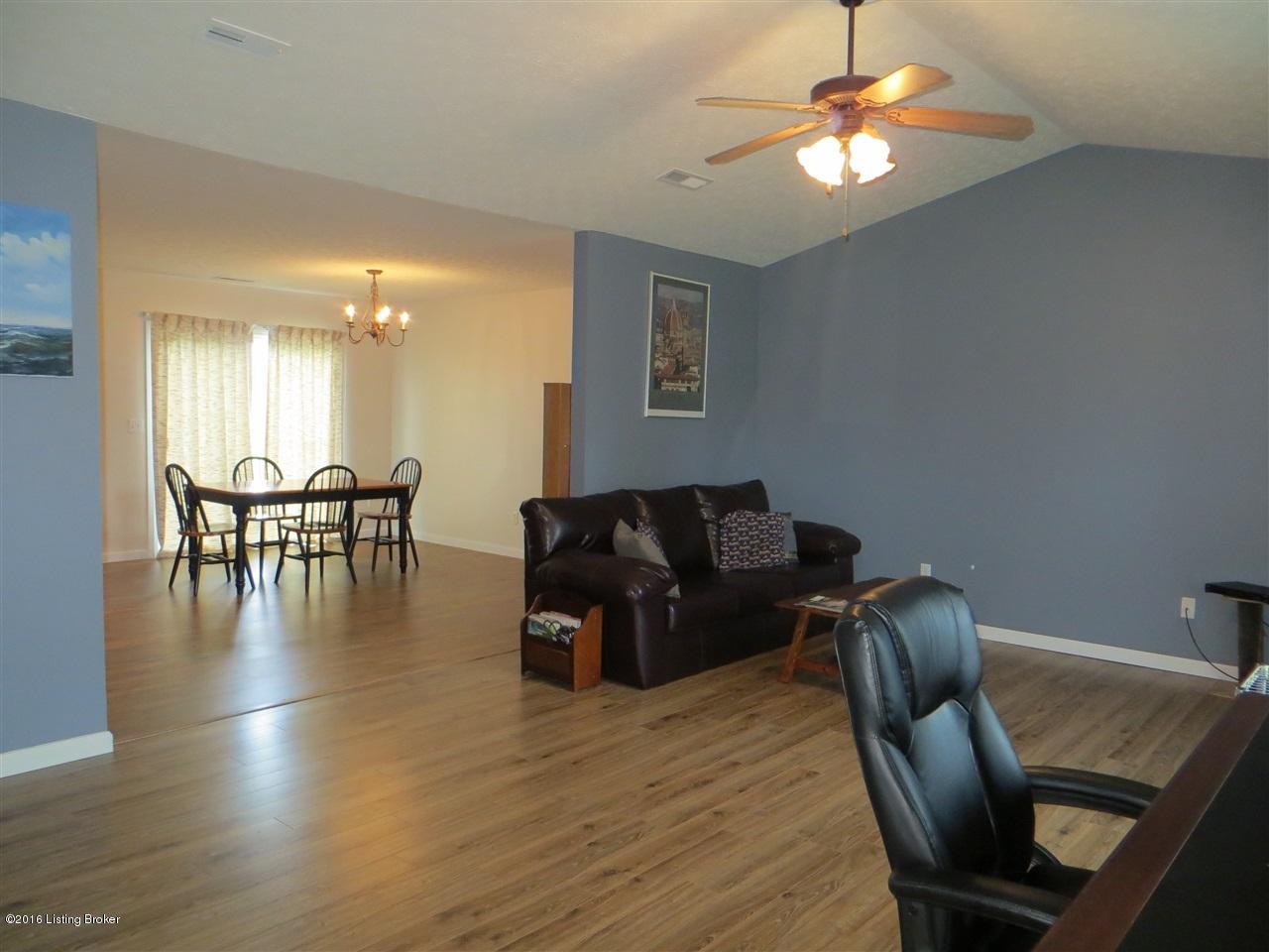 536 Rodeo Drive Cecilia, KY 42724 - Photo 14 of 19 large-10035416-24