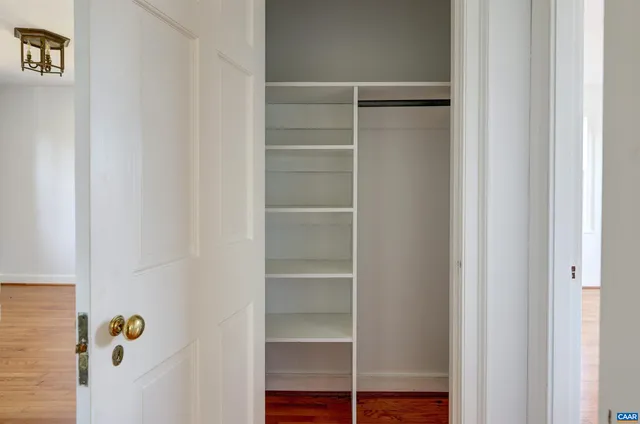 a view of walk in closet