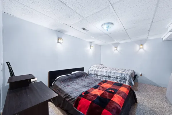 $179,990 | 809 West Northrup Street, Lansing, MI 48911