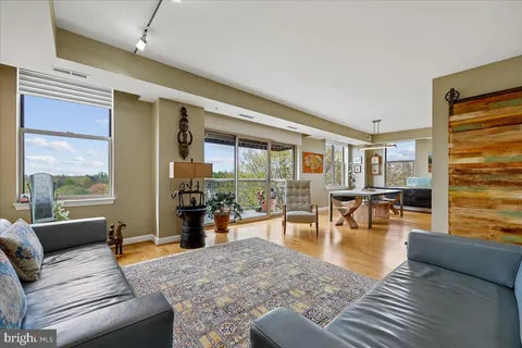 $1,200,000 | 5000 Battery Lane, Unit 1003, Bethesda, MD 20814