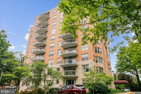 $1,200,000 | 5000 Battery Lane, Unit 1003, Bethesda, MD 20814
