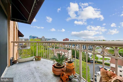 $1,200,000 | 5000 Battery Lane, Unit 1003, Bethesda, MD 20814
