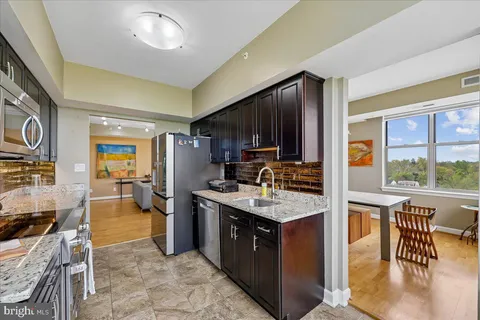 $1,200,000 | 5000 Battery Lane, Unit 1003, Bethesda, MD 20814